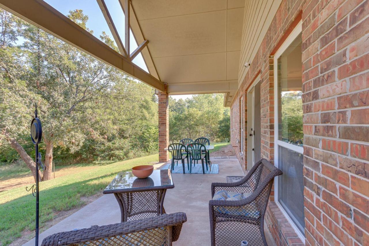 Quaint Noble Home 6 Mi To University Of Oklahoma! Норман Екстериор снимка
