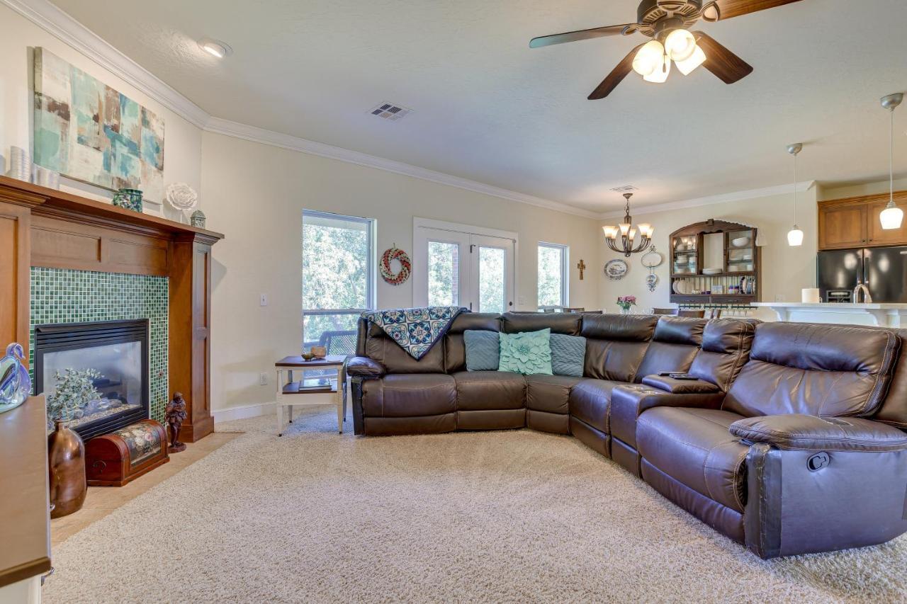 Quaint Noble Home 6 Mi To University Of Oklahoma! Норман Екстериор снимка